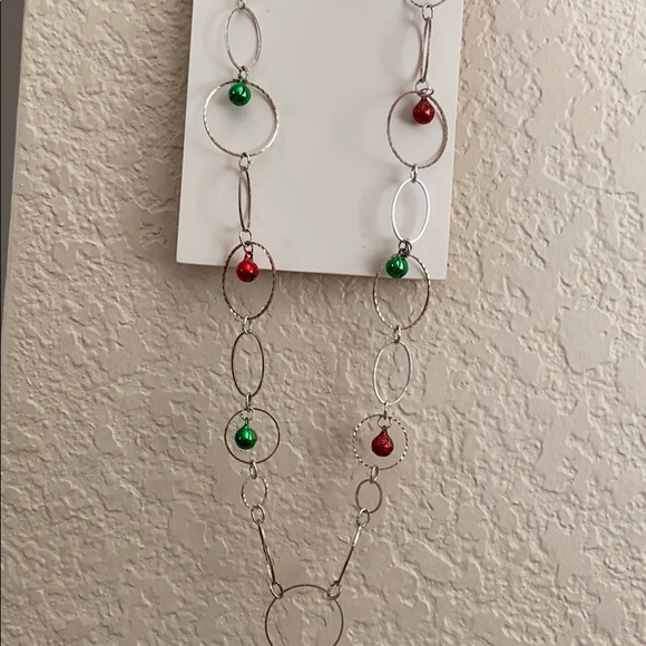 Cute festive,silver,circle necklace - Picture 1 of 2